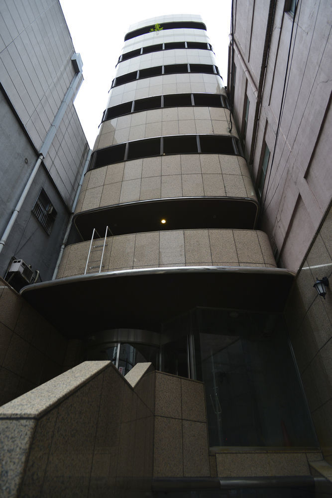 B&S Eco Cube Shinsaibashi Hotell Osaka Exteriör bild