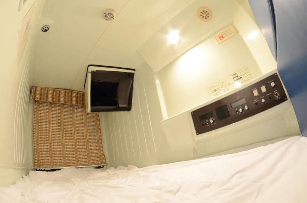 B&S Eco Cube Shinsaibashi Hotell Osaka Exteriör bild