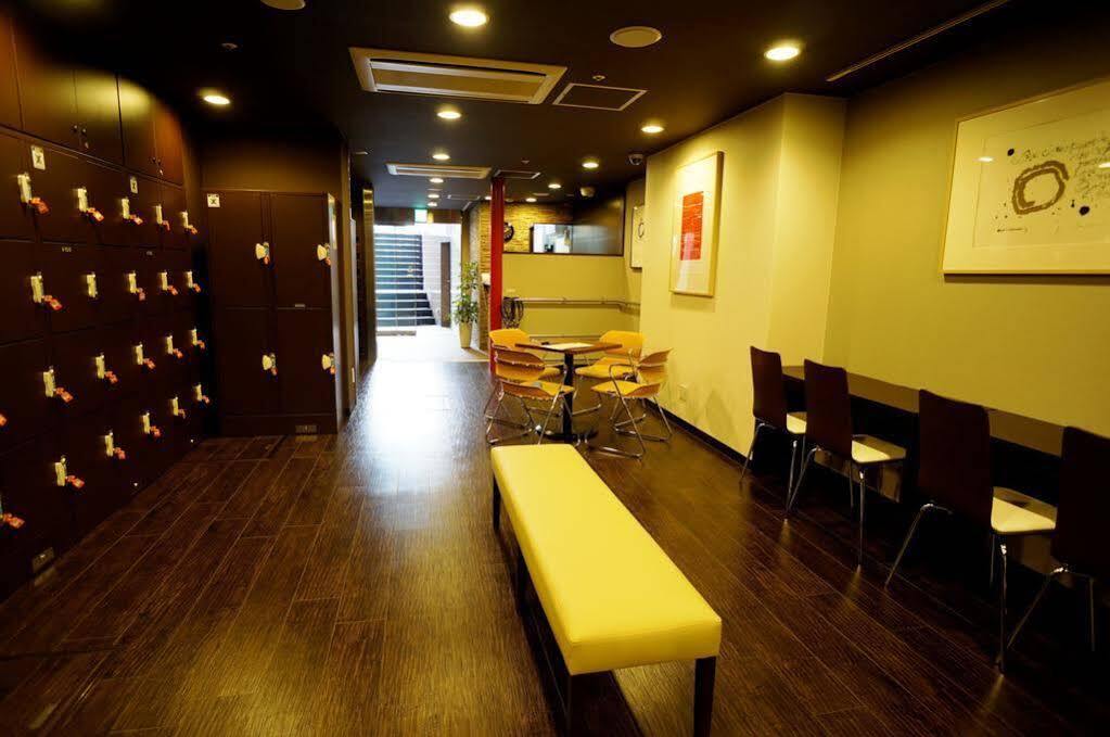 B&S Eco Cube Shinsaibashi Hotell Osaka Exteriör bild